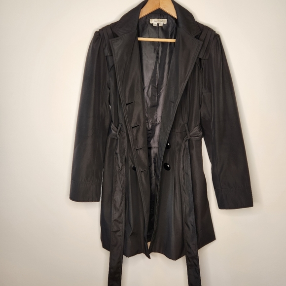 Women’s Black Trench Coat - Picture 5 of 8